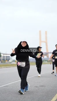 Runner Photo 2096931