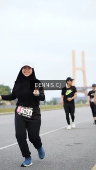 Runner Photo 2096952