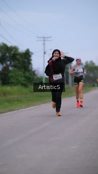 Runner Photo 2096960