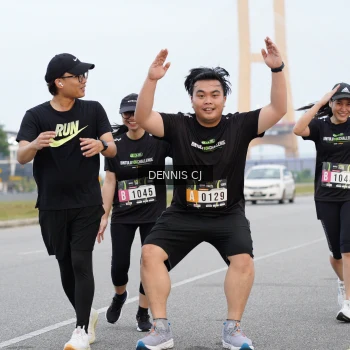 Runner Photo 2096993