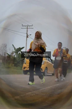 Runner Photo 2097040