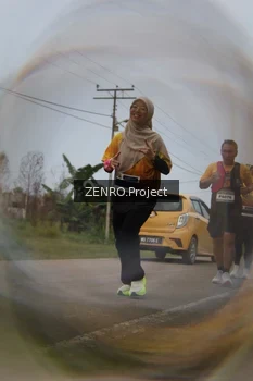 Runner Photo 2097068