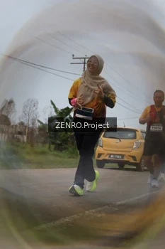 Runner Photo 2097077