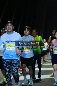 Runner Photo 2097125