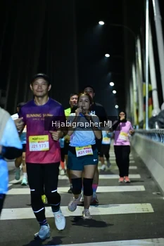 Runner Photo 2097516