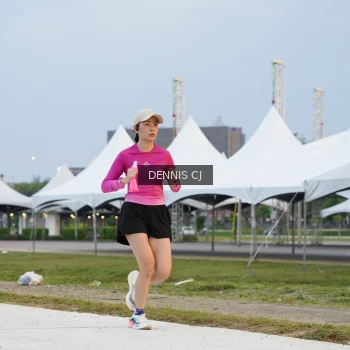 Runner Photo 2097917