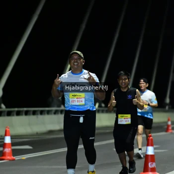 Runner Photo 2098011