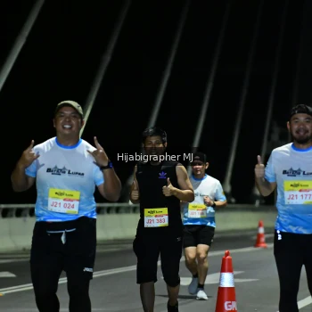 Runner Photo 2098018