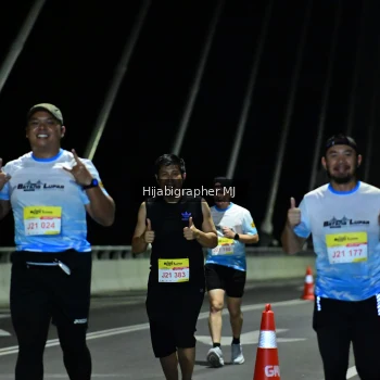 Runner Photo 2098028