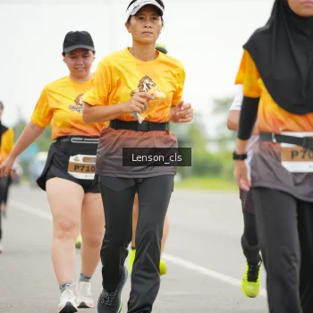 Runner Photo 2098039