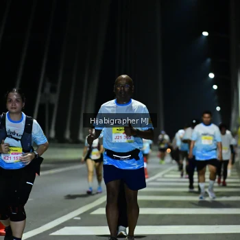 Runner Photo 2098051