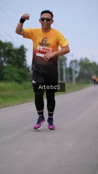 Runner Photo 2098152