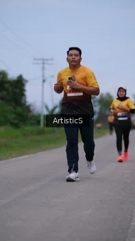 Runner Photo 2098173
