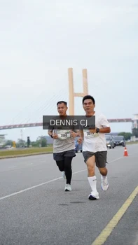 Runner Photo 2098210