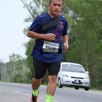Runner Photo 2098244
