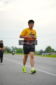 Runner Photo 2098255