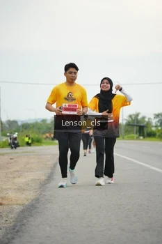 Runner Photo 2098269