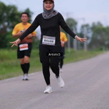 Runner Photo 2098667