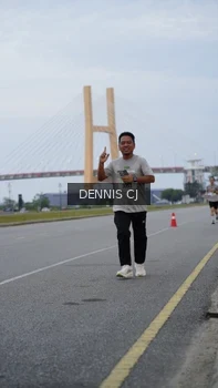 Runner Photo 2098709