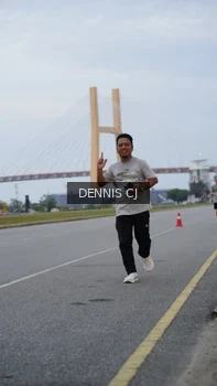 Runner Photo 2098715