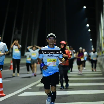 Runner Photo 2098716