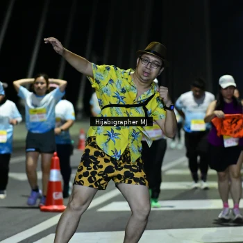 Runner Photo 2098843
