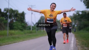 Runner Photo 2098880