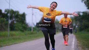Runner Photo 2098909