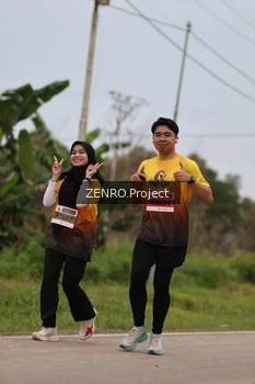 Runner Photo 2098916