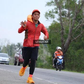 Runner Photo 2098986