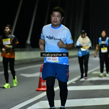 Runner Photo 2099004