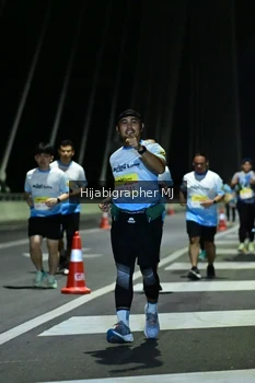 Runner Photo 2099108