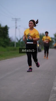Runner Photo 2099144