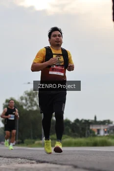 Runner Photo 2099342