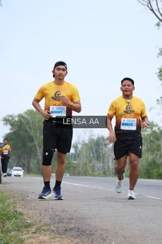 Runner Photo 2099382