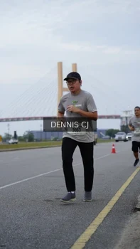 Runner Photo 2099422
