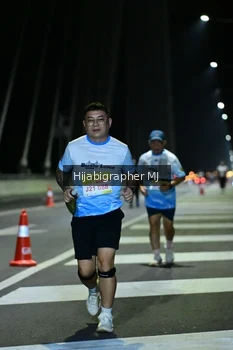 Runner Photo 2099456