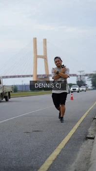 Runner Photo 2099457