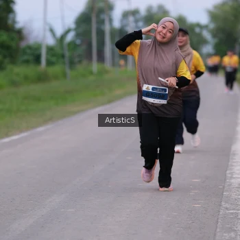 Runner Photo 2099463