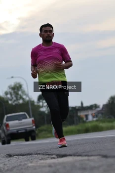 Runner Photo 2099497