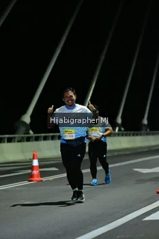 Runner Photo 2099546