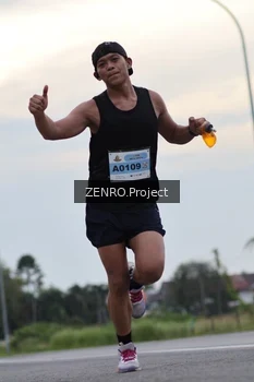 Runner Photo 2099600