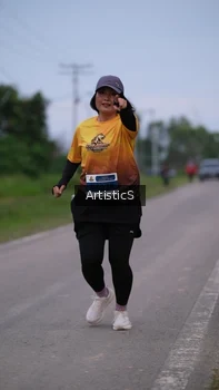 Runner Photo 2099675