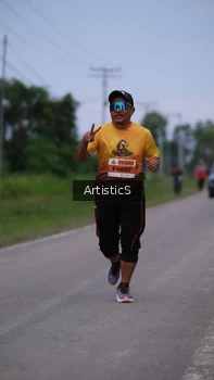Runner Photo 2099708