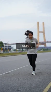 Runner Photo 2099738
