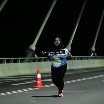 Runner Photo 2099749