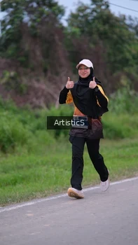 Runner Photo 2099864