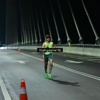 Runner Photo 2099973