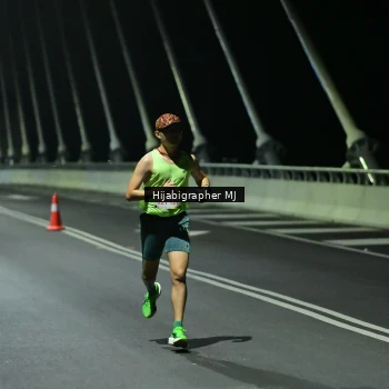 Runner Photo 2100005