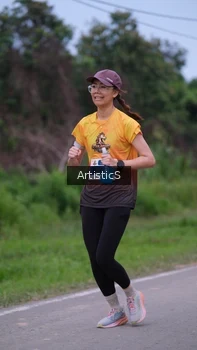 Runner Photo 2100091